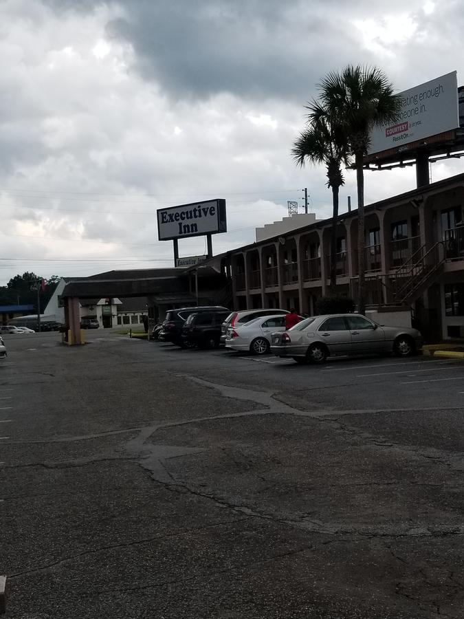 Executive Inn Pensacola Exterior photo