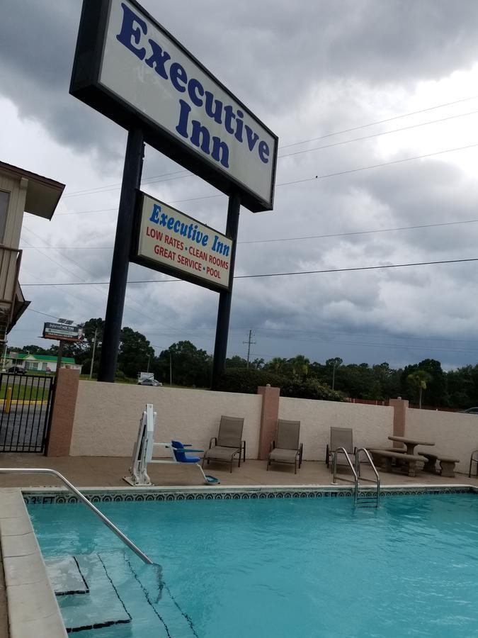 Executive Inn Pensacola Exterior photo